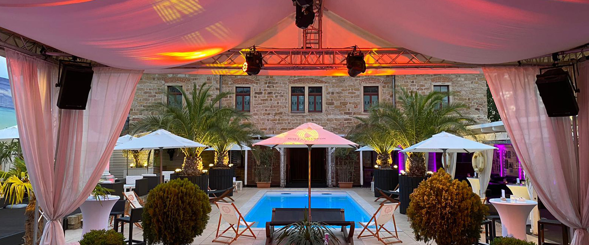 Live DJs und Partyfeeling